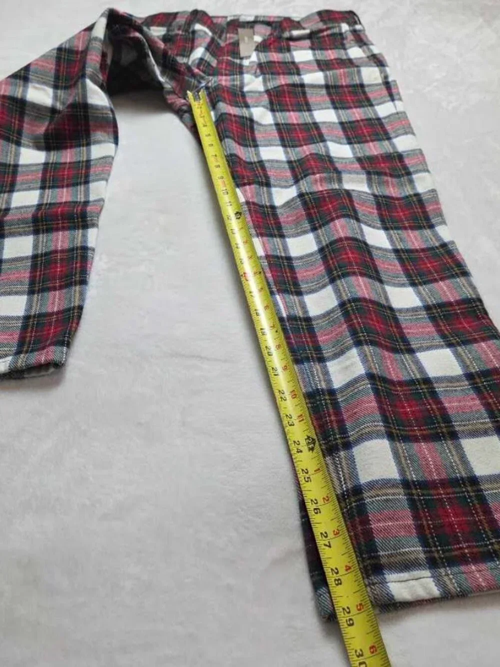 New 33x30 J.Crew classic 5-pocket twill pant in Christmas Stewart tartan plaid